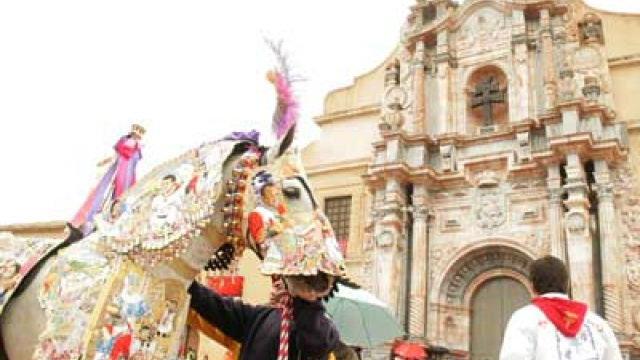 FIESTAS DE LA SANTÍSIMA Y VERA CRUZ